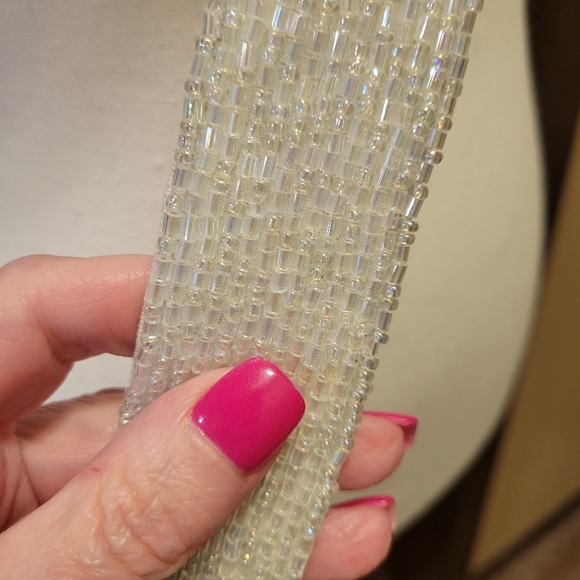 Elegant Silver Beaded Strap - Picture 5 of 5